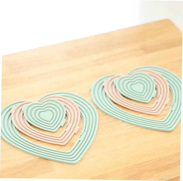 3 in 1 Silicone Nesting Mats,New 2025 Heart Shaped Silicone Pad Heat Resistant Table Mat Coasters for Decor Cup Plate Mat, 3 in 1 Silicone Nesting Mats