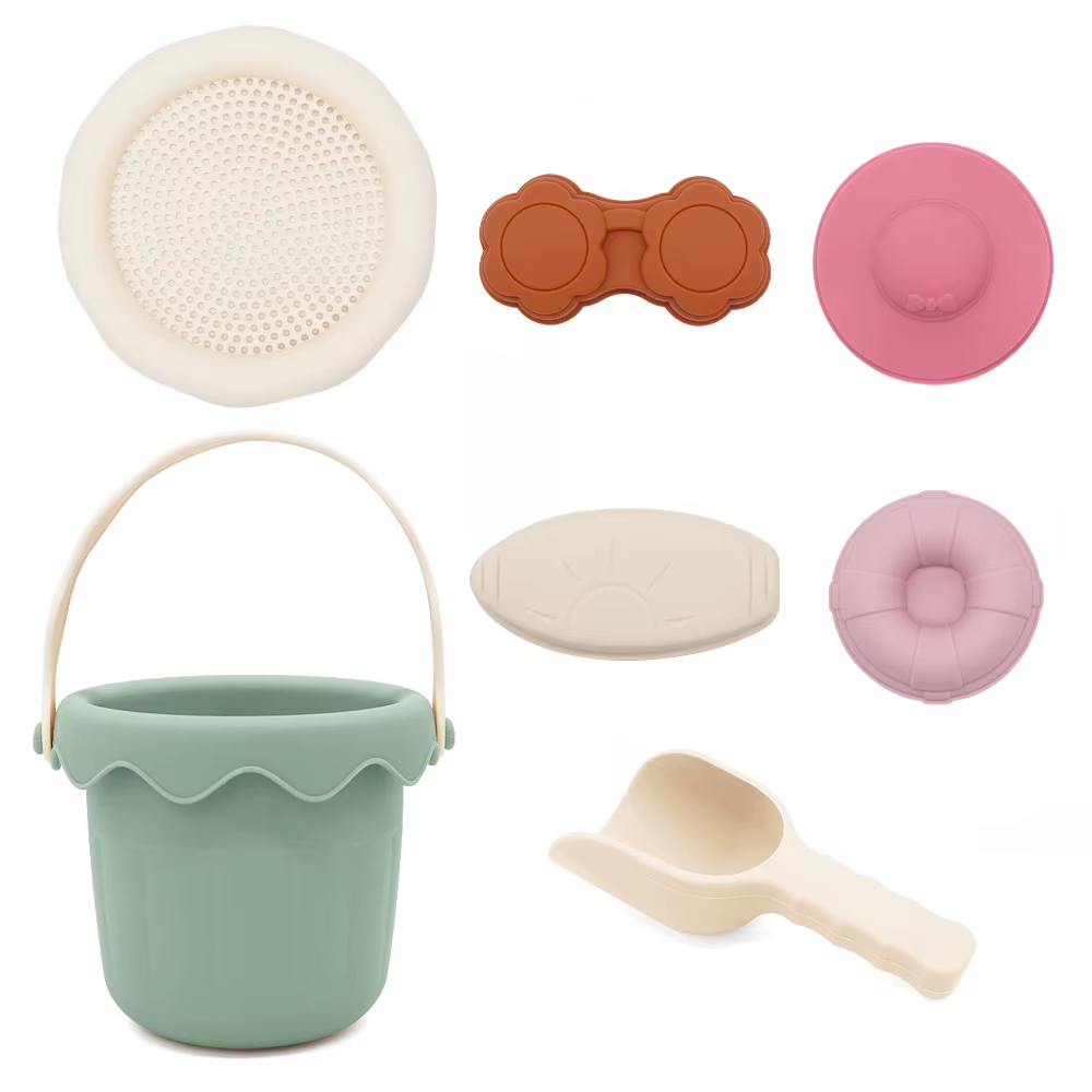 New Arrival Silicone Beach Sandbox Playing Toy Set,New Arrival Silicone Beach Sandbox Playing Toy Set with Various Kinds of Cute Sand Molds,