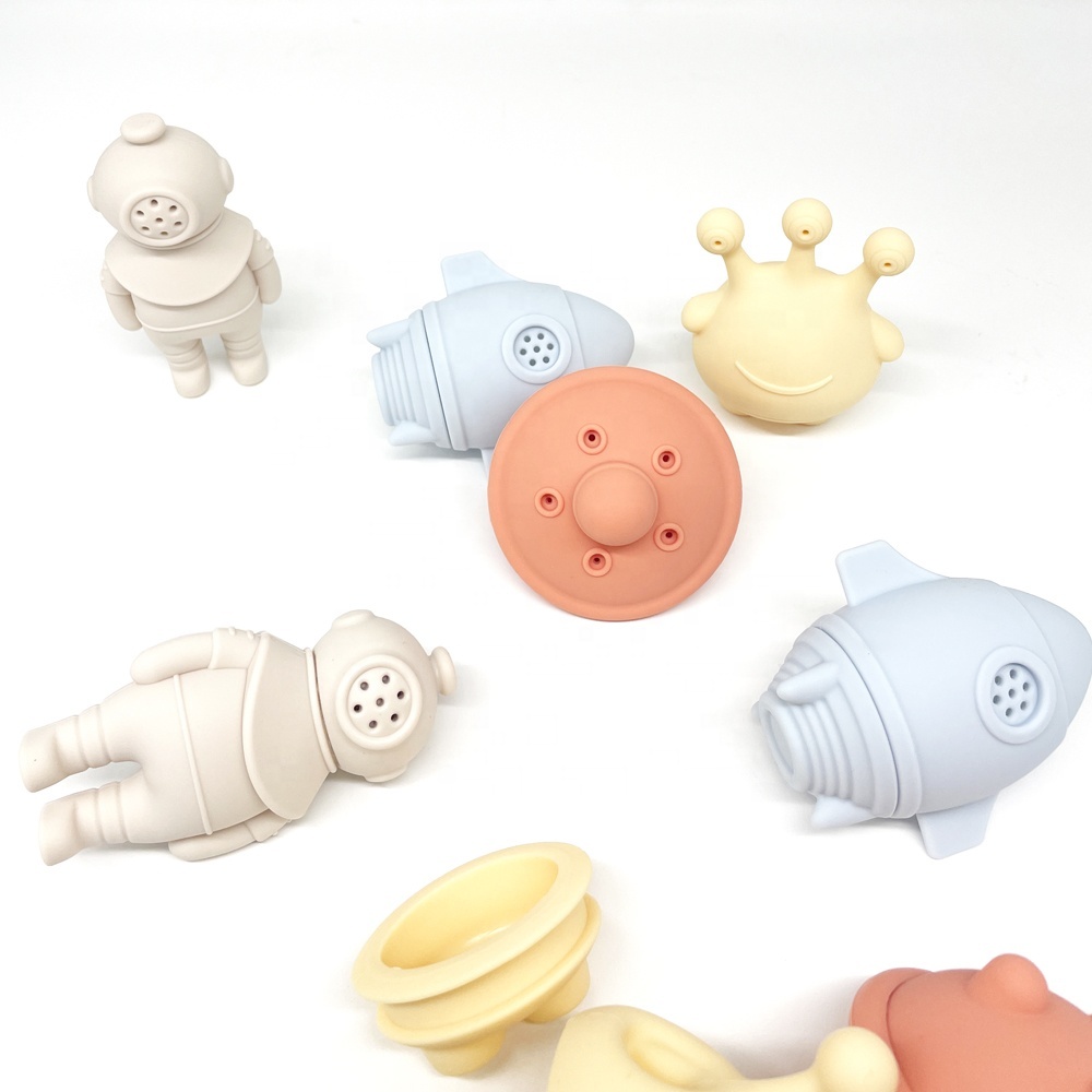 Silicone Extra-Terrestrial Bath Toys,Space Rocket Shape Baby Bathtub Toys Silicone Extra-Terrestrial Bath Toys