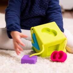 Silicone Cube Montessori Toys,Silicone Cube Montessori Toys,Travel-Friendly Shape Sorter with Tethered Shapes for Early Learning