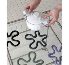Silicone Trivet Mat,Silicone Trivet Mat - Hot Pot Holder Hot Pads for Table & Countertop - Trivet for Hot Dishes - Non-Slip & Heat Resistant Modern Kitchen Hot Pads for Pots & Pans,