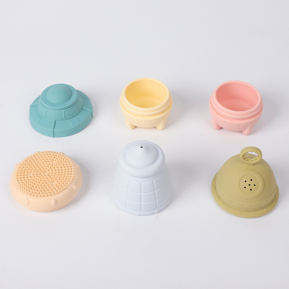 UFO Silicone Bath Playing Toy Water Squeezing Brush,UFO Silicone Bath Playing Toy Water Squeezing Brush, Bath Spraying Toy for Toddlers and Children Montessori Motor Skills