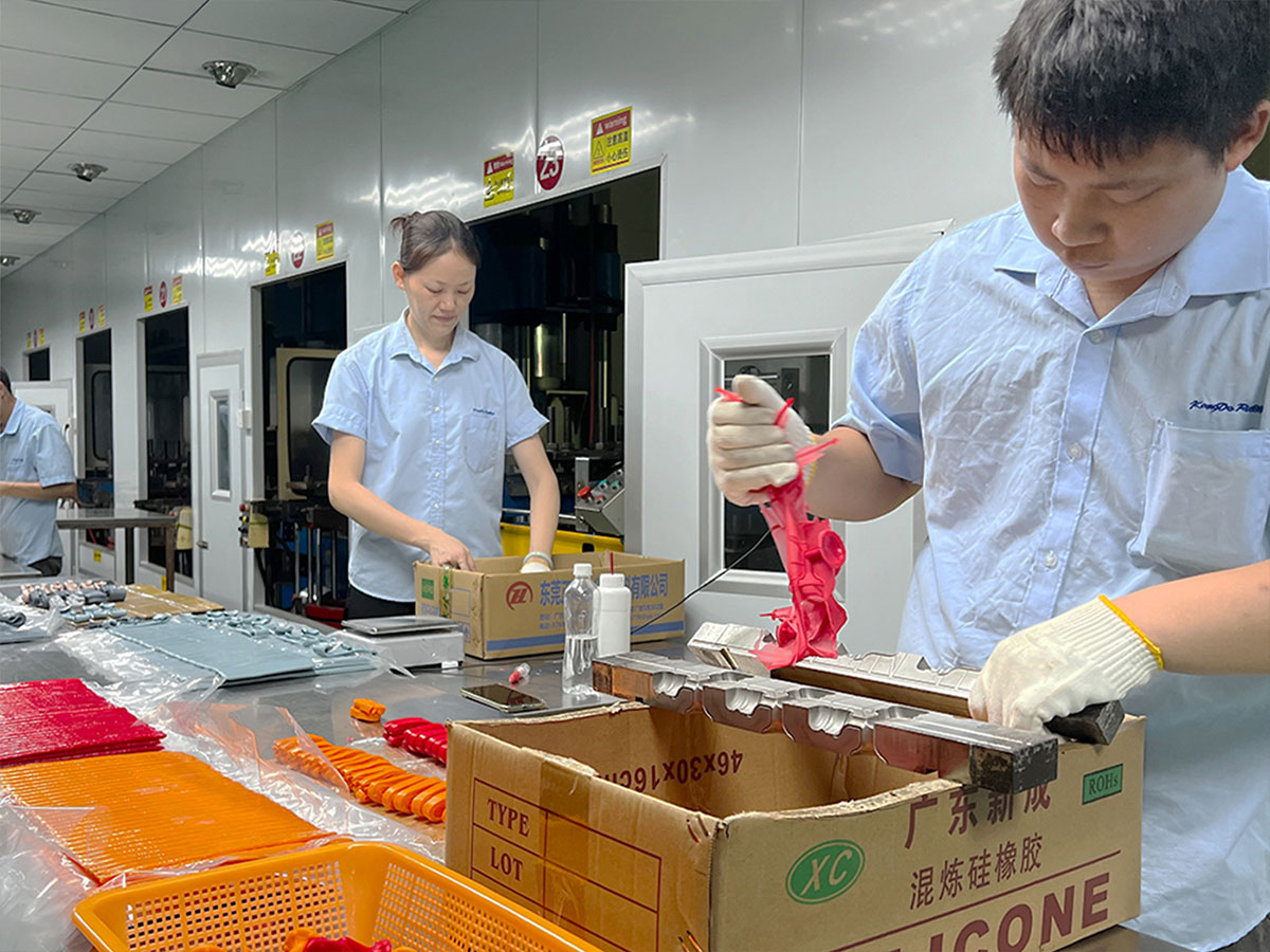Kangde Silicone production floor