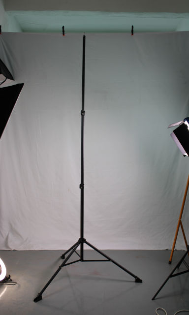 AvengeAngel 2.3m extended and stable ground-mounted outdoor tripod, suitable for AvengeAngel Big Hulk antenna