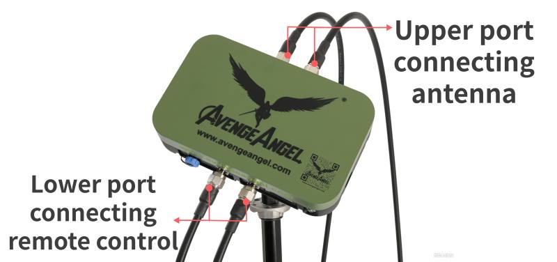 AvengeAngel Big Hulk Repeater compatible with the AvengeAngel Big Hulk plus Antenna,users can use longer cables to remotely control drones through the antenna.3 frequency bands 2.4~2.5GHz, 5.0-5.2GHz and 5.8GHz,up to 40+40m longer cable
