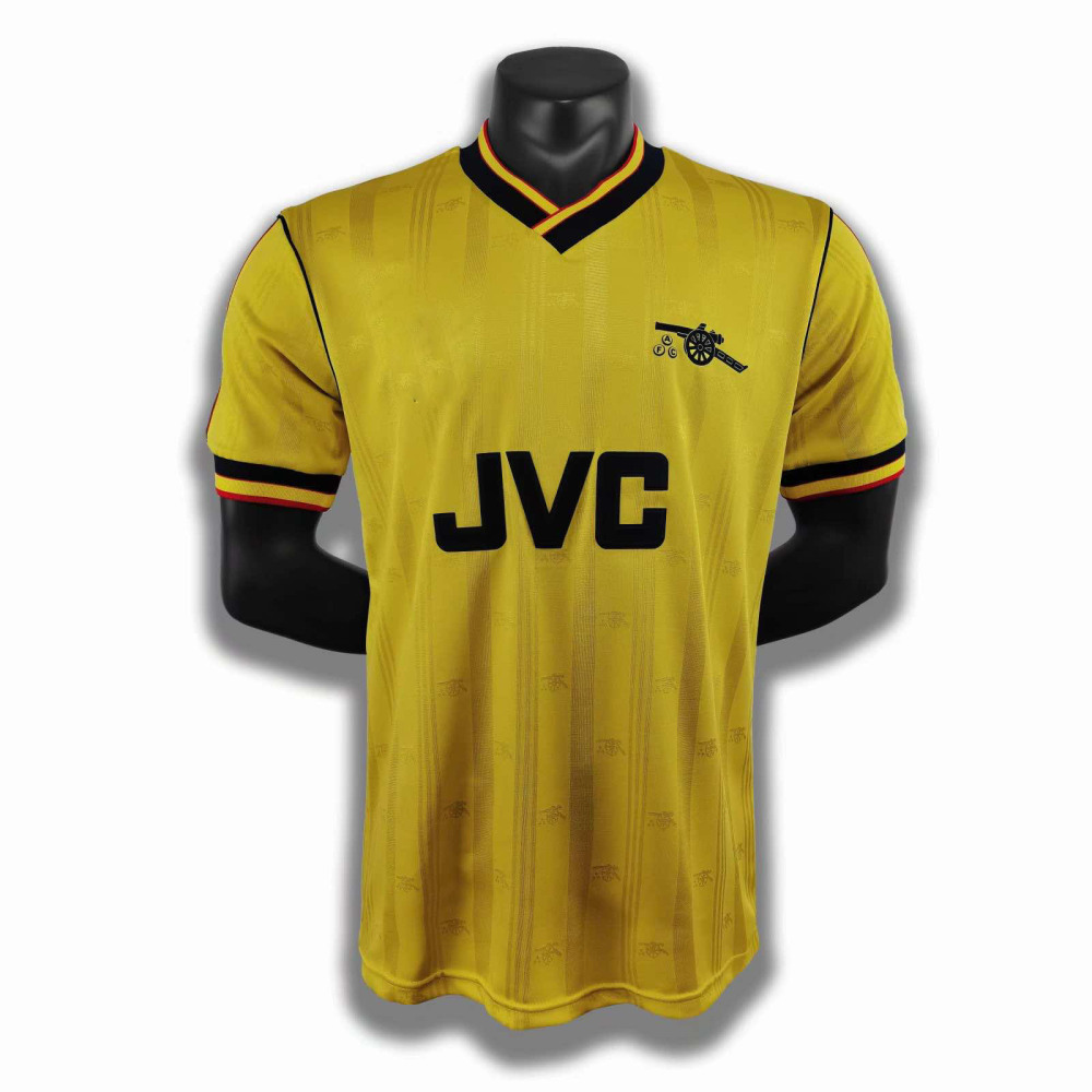 198688 season Arsenal away game Retro
