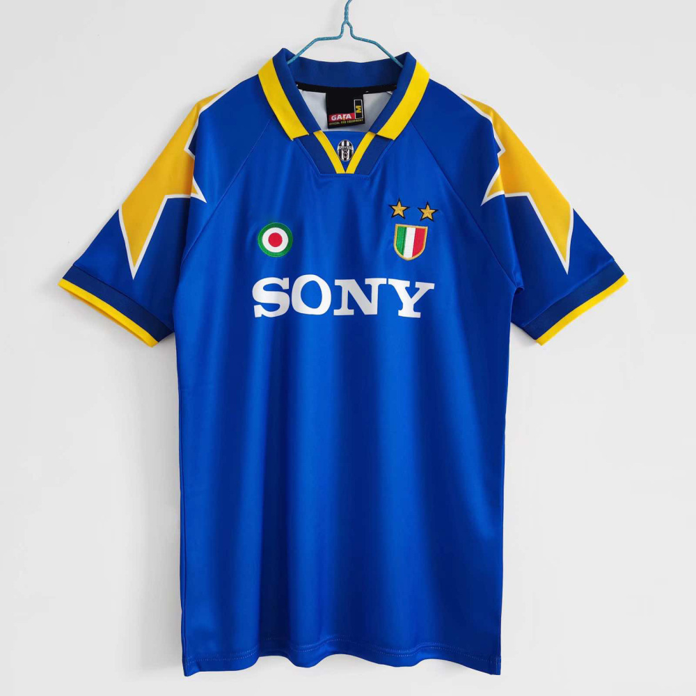199596 season Juventus away game retro
