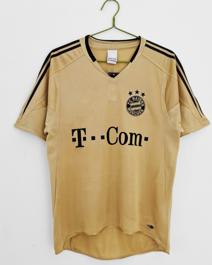 2004/05 season Bayern away retro