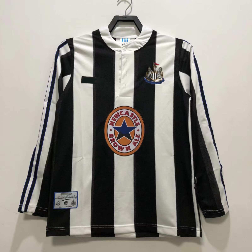 9597 Newcastle Main Long sleeved retro