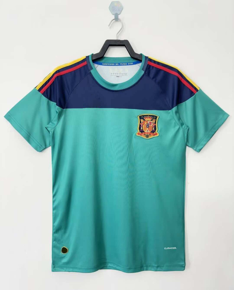 2010 Spanish goalkeeper retro