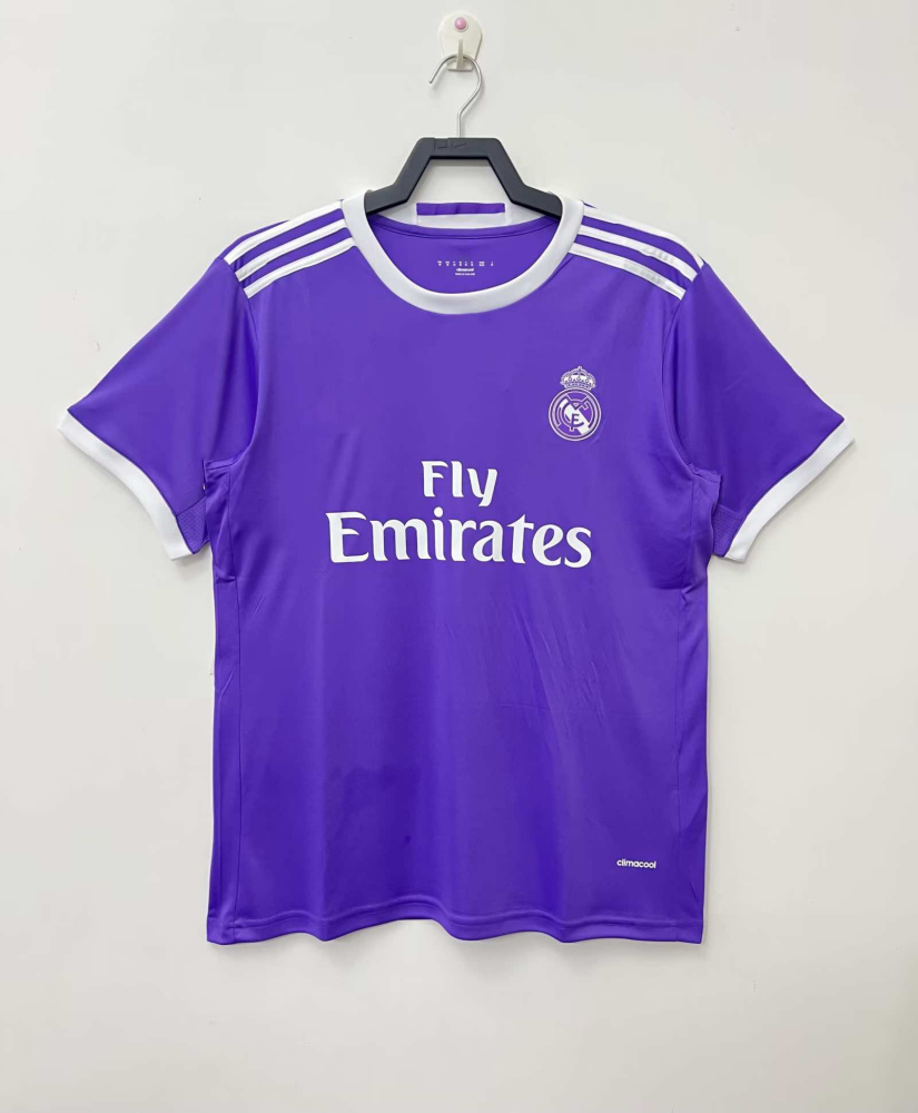 1617 Real Madrid away  retro