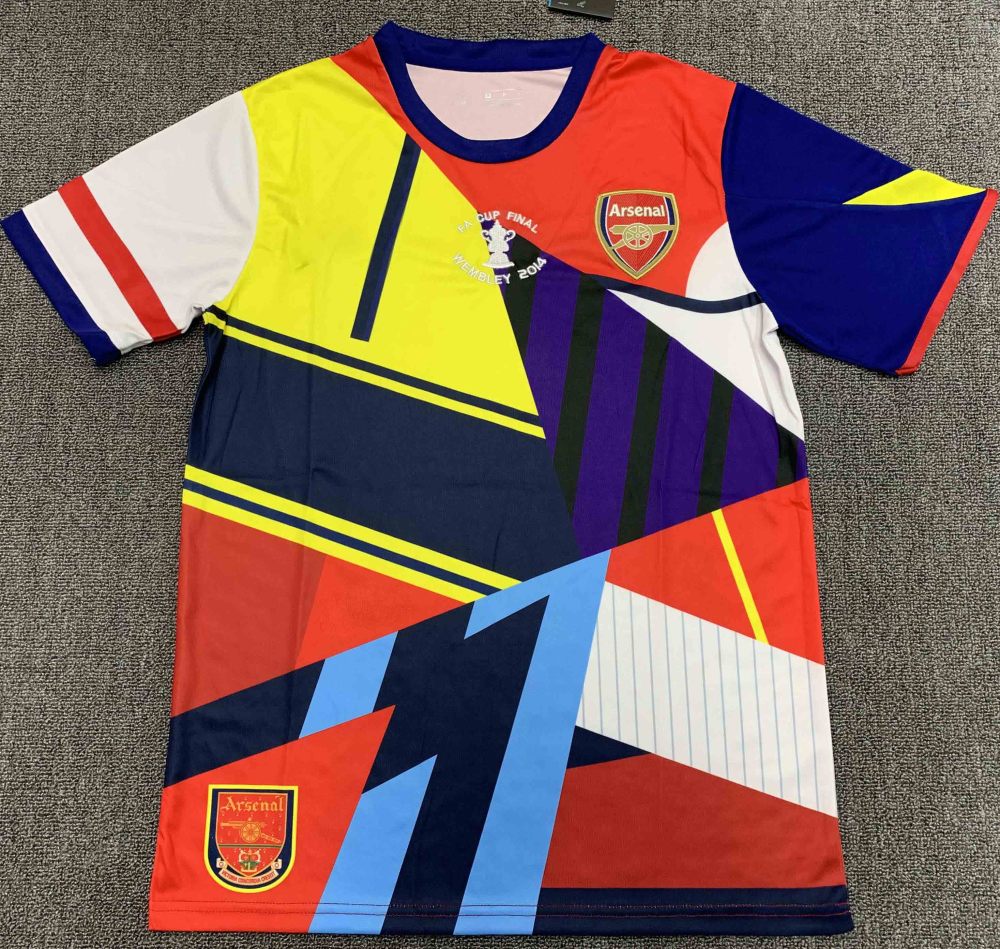 2014 Arsenal Commemorative Edition retro