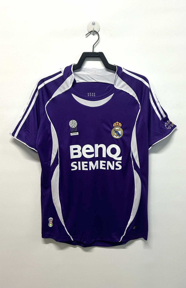 2006-07 Real Madrid away game retro