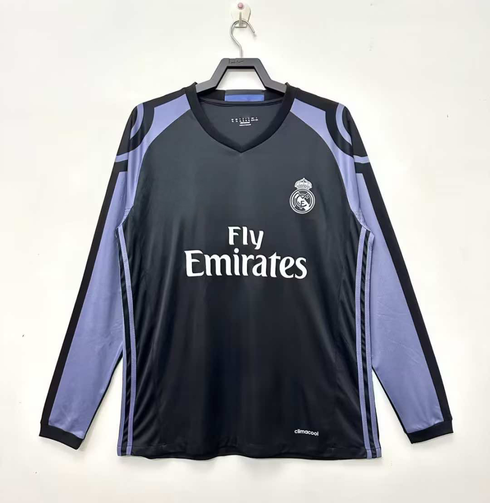 16-17 Real Madrid two guest long sleeved retro