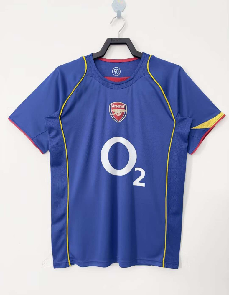 204-05 Arsenal away game retro