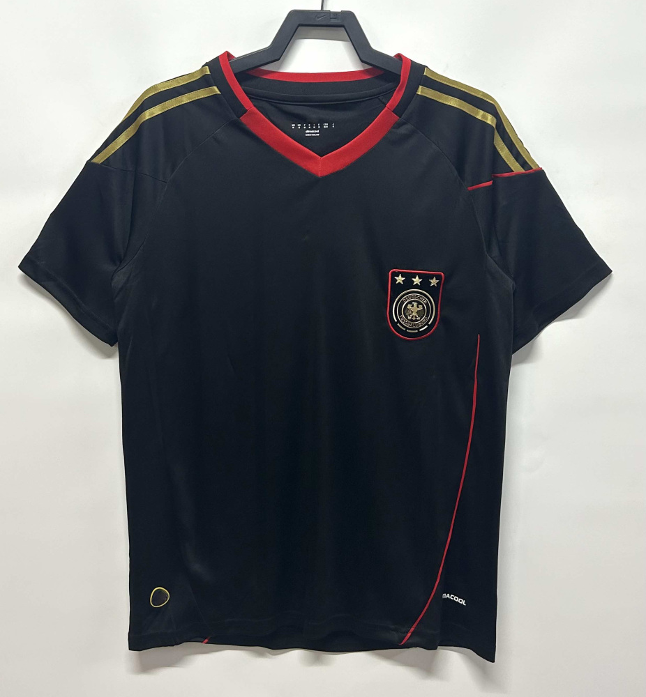 2010 German away game retro