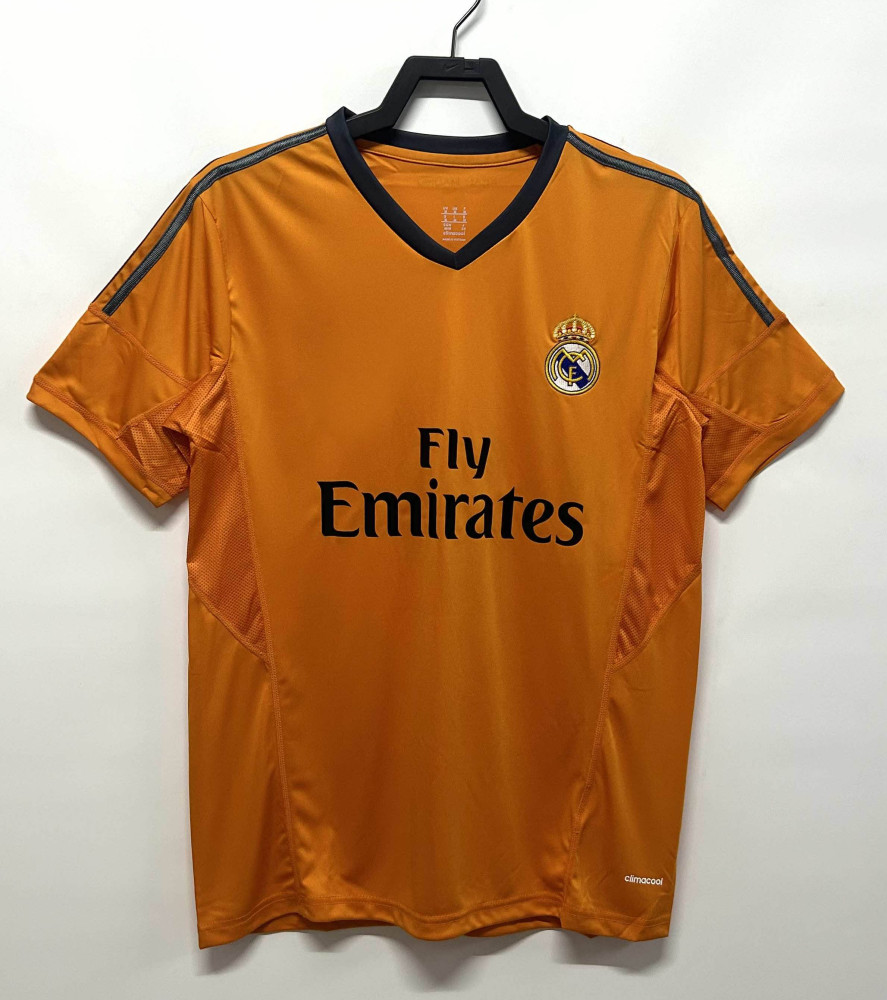 2013-14 season.Real Madrid's second away game ,retro