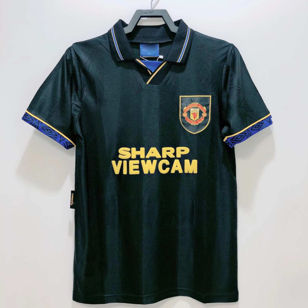 9394 Manchester United away  retro
