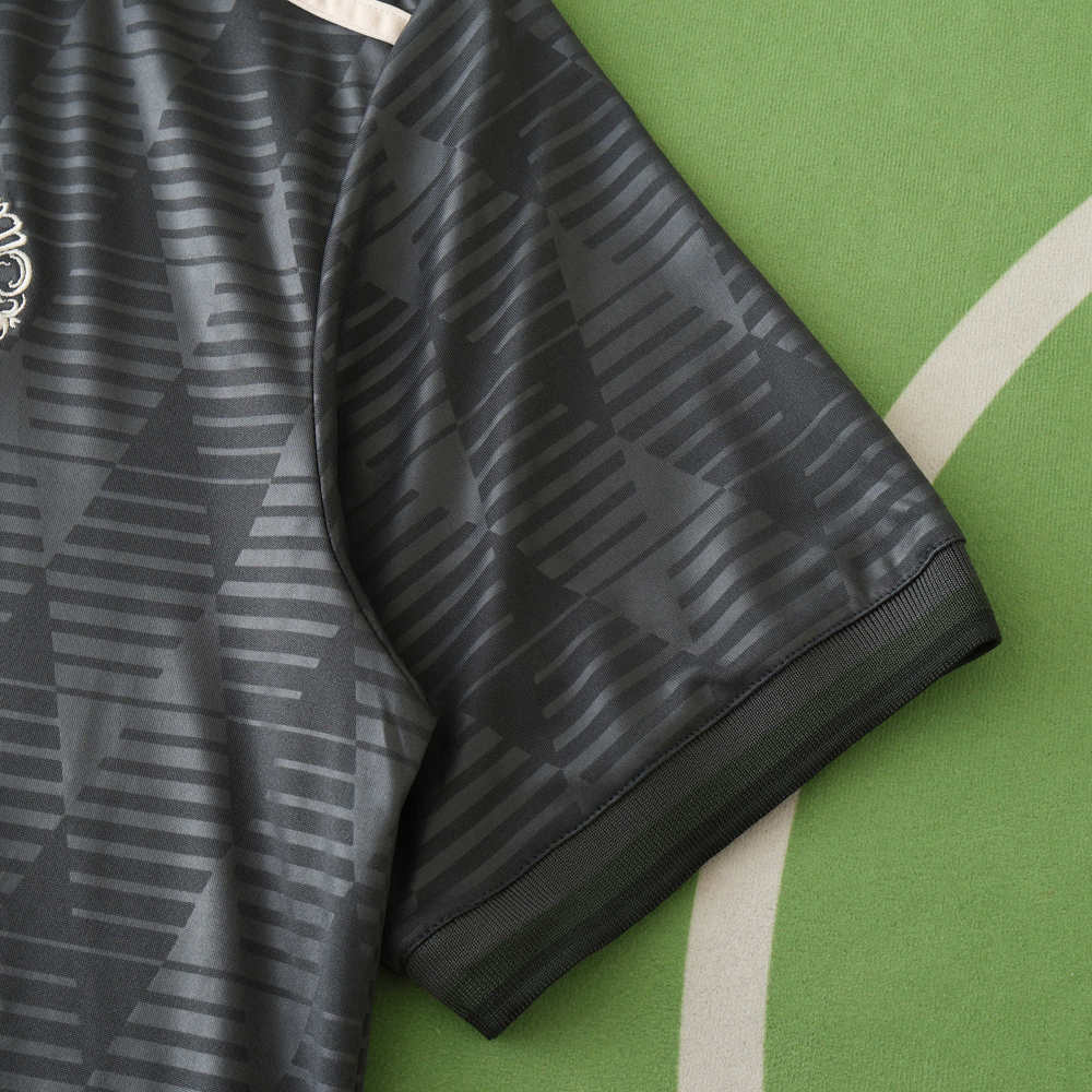 2425 season Fußball-Club Bayern München Training clothes Fan version