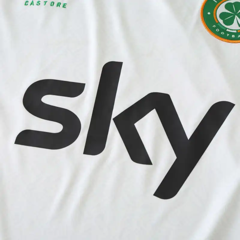 2425 season Ireland away Fan version