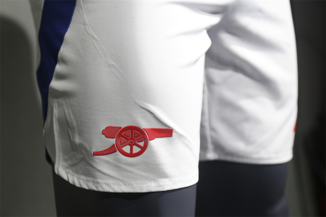 2425 season Arsenal F.C. home Player version short