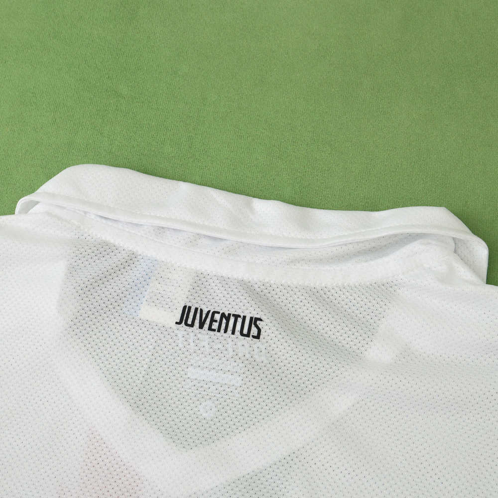 1011 season Juventus F.C. away retro Fan version