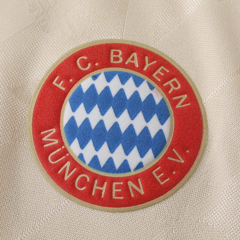 2425 Fußball-Club Bayern München Retro collaboration style Fan version