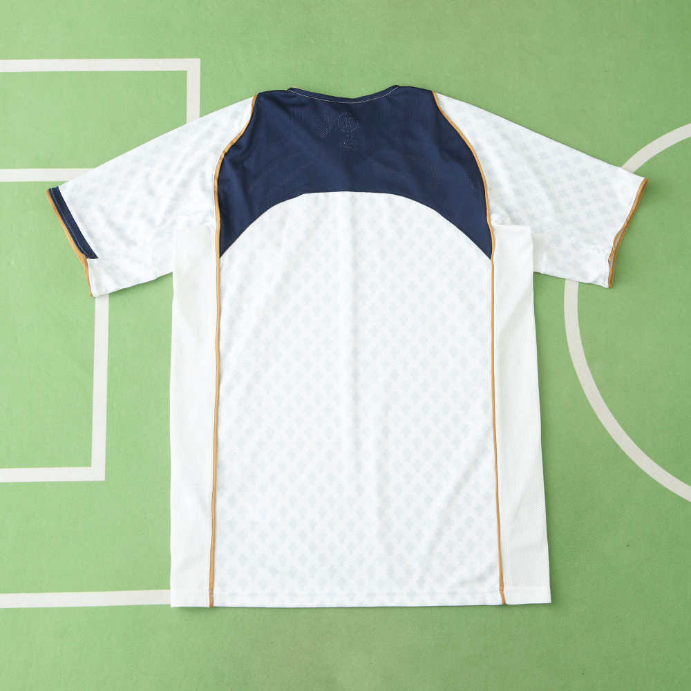 2004 season Portugal away retro Fan version