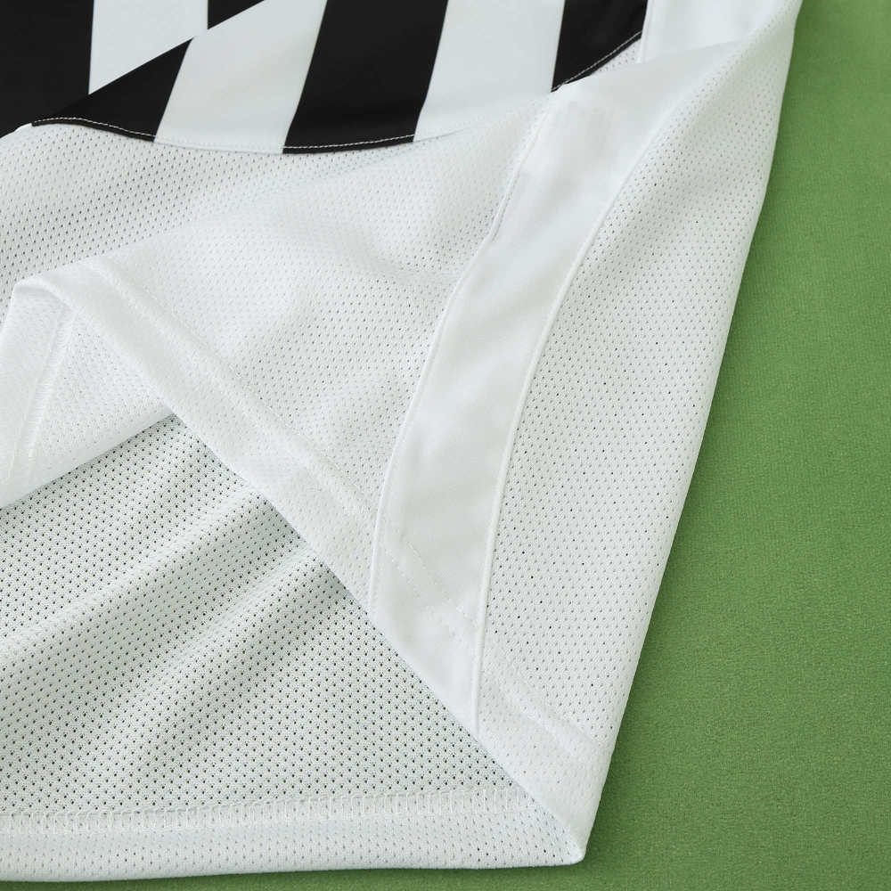 0405 season Juventus F.C. home retro Fan version