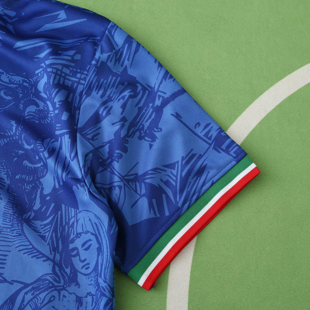 2425 Italy Concept version Fan version