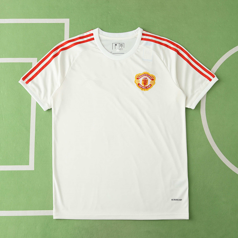 2425 Manchester United F.C. Training shirt Fan version