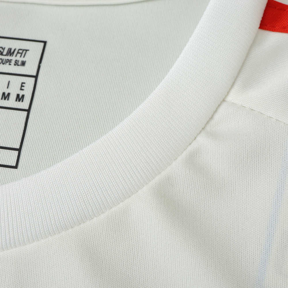 2425 Manchester United F.C. Training shirt Fan version