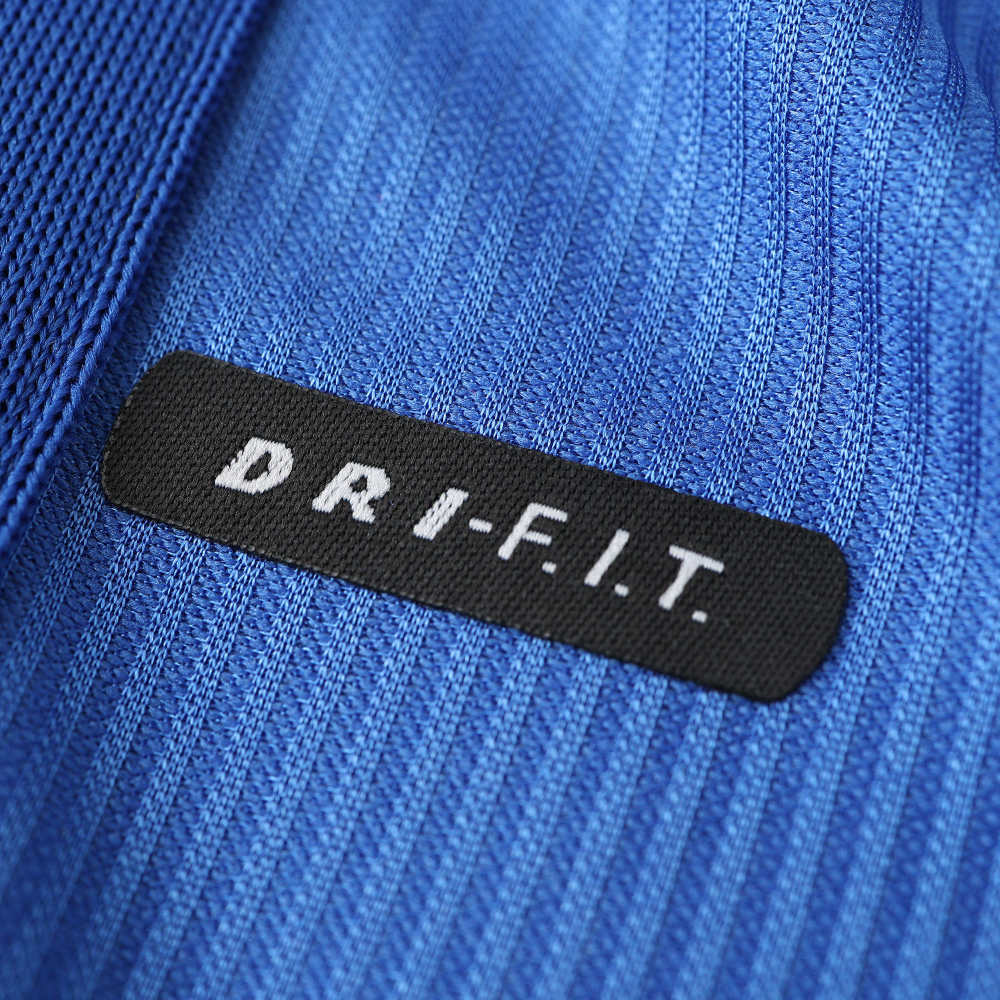 1998 season Italy home retro Fan version