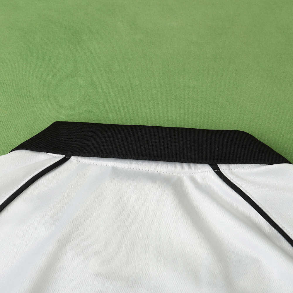 9798 season Juventus F.C. home retro Fan version