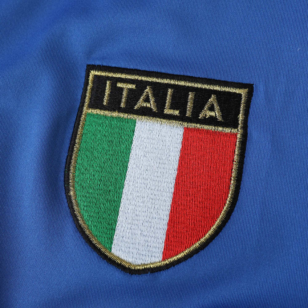 2000 season Italy home retro Fan version