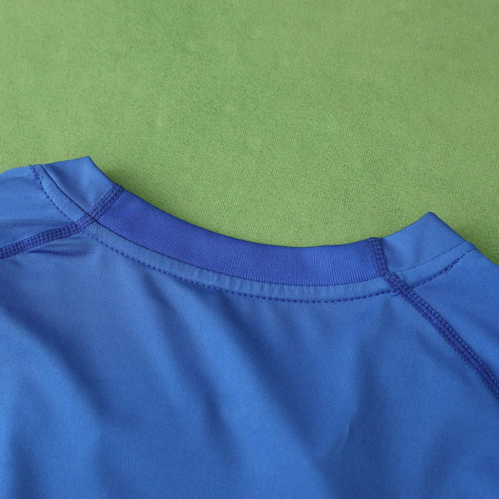 2000 season Italy home retro Fan version