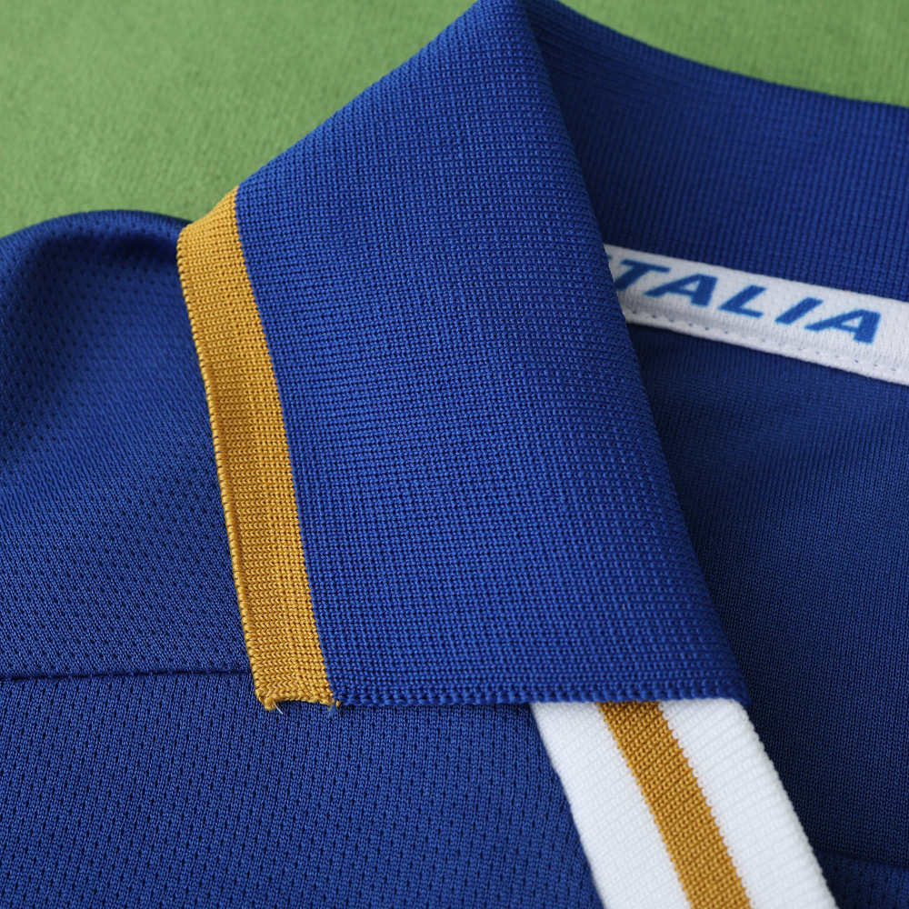 1996 season Italy home retro Fan versio
