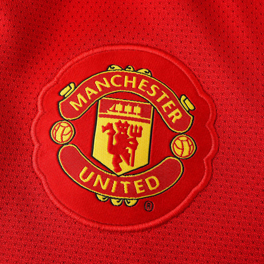 1011 season Manchester United F.C. home retro Fan version