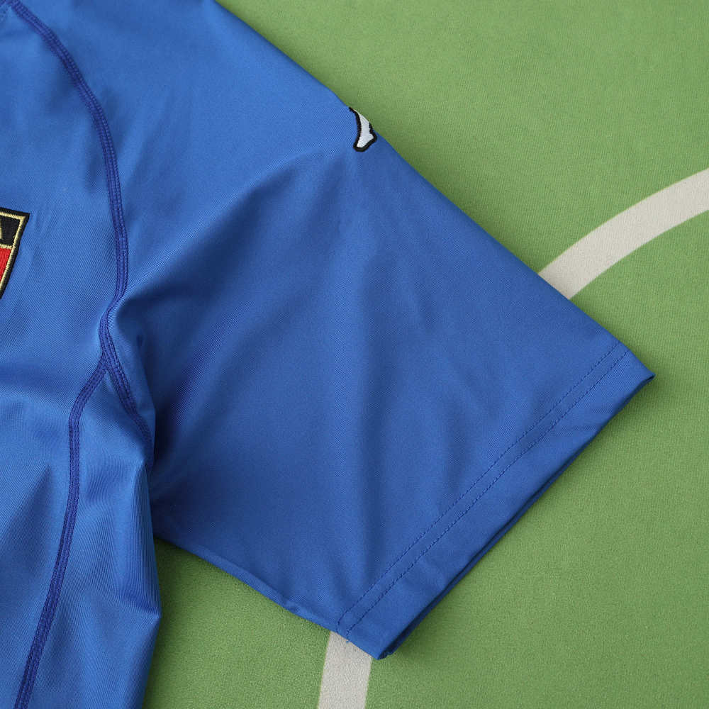 2000 season Italy home retro Fan version