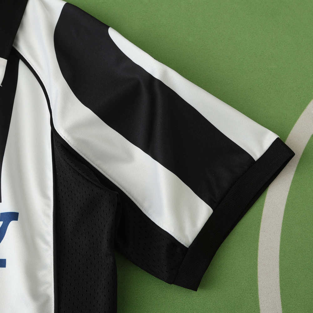 9798 season Juventus F.C. home retro Fan version