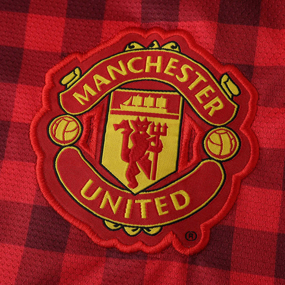 1213 season Manchester United F.C. home retro Fan version