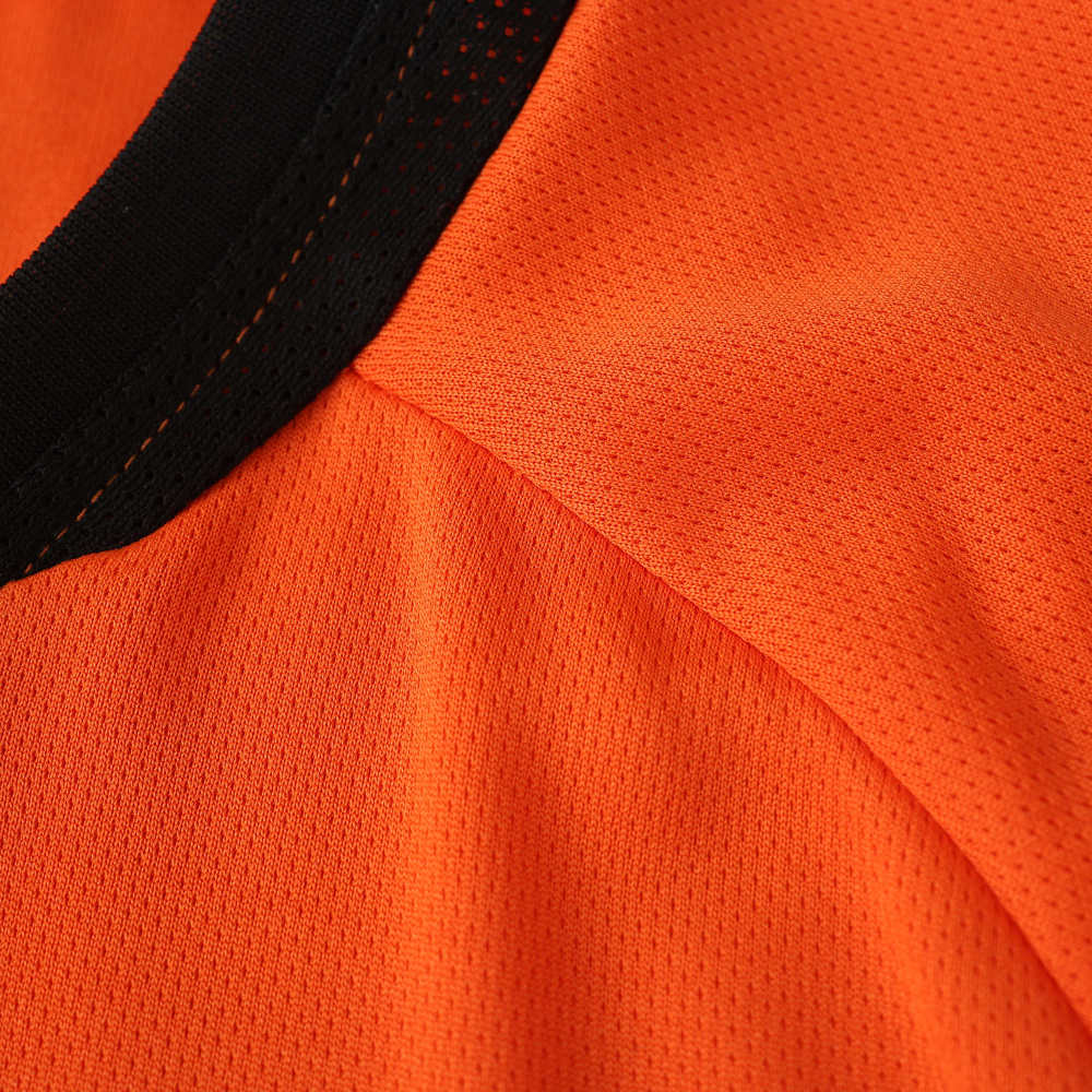 2002 season the Netherlands home retro Fan version