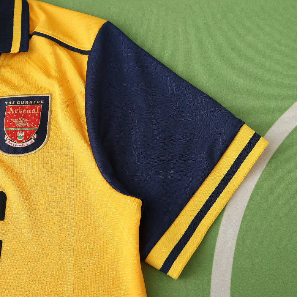 9697 season Arsenal F.C. away retro Fan version