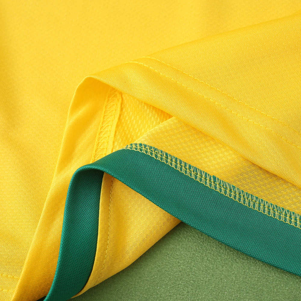 2006 season Brazil home retro Fan version