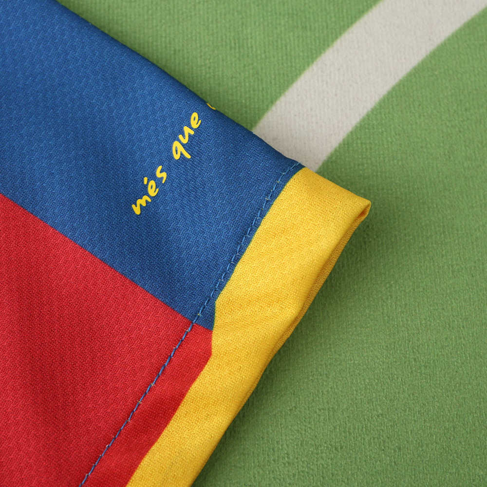 1011 season FC Barcelona / Barça home retro Fan version