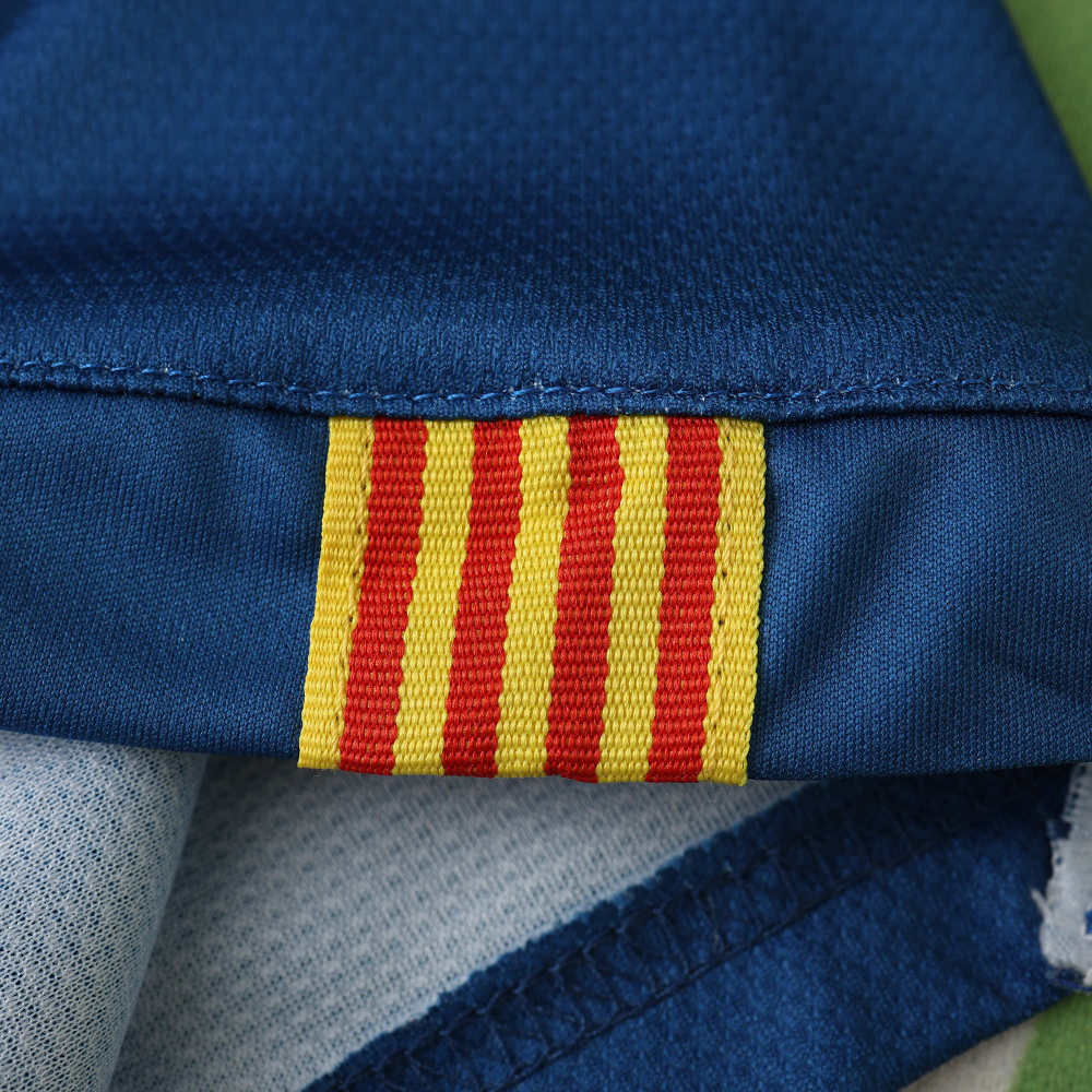 0607 season FC Barcelona / Barça home retro Fan version