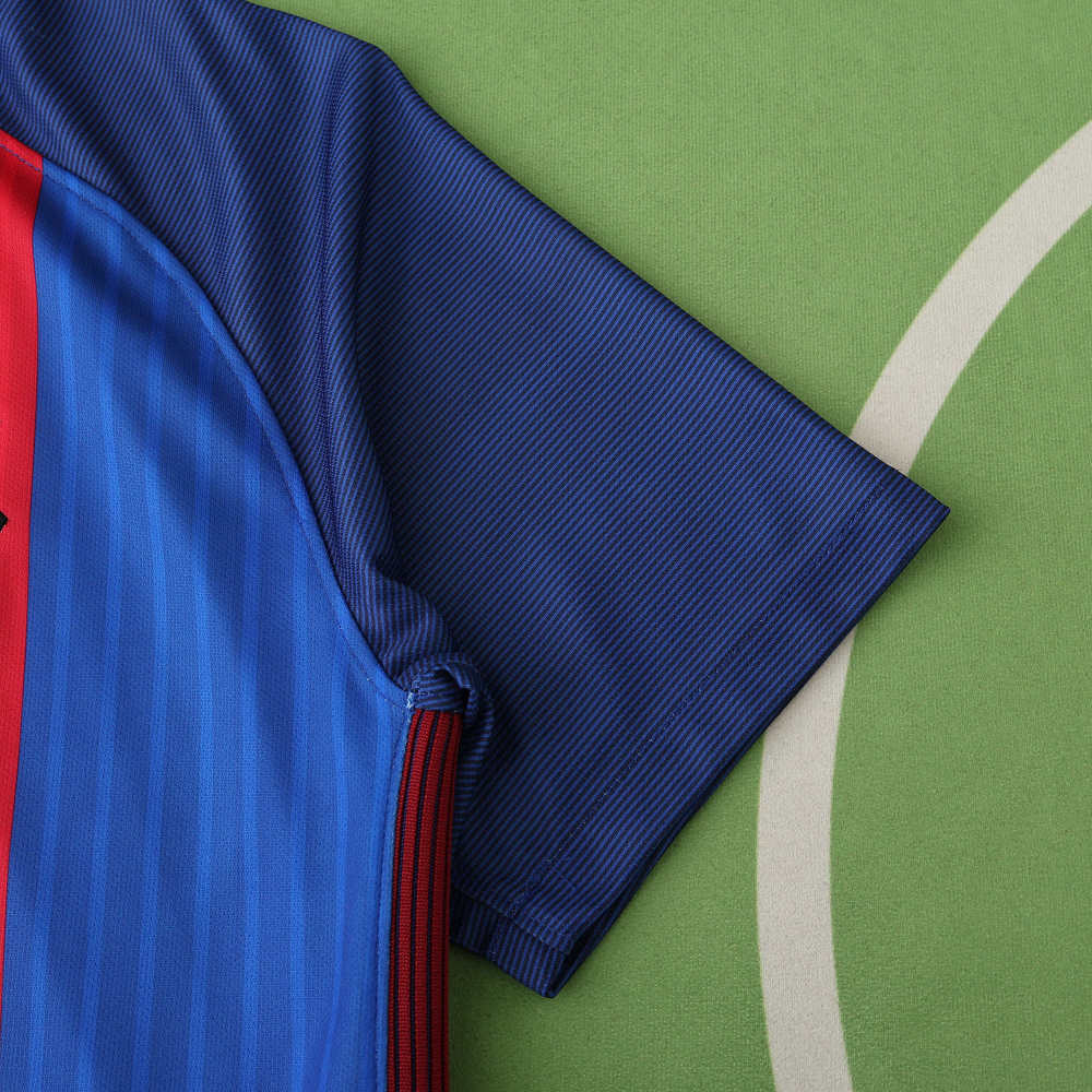 1617 season FC Barcelona / Barça home retro Fan version