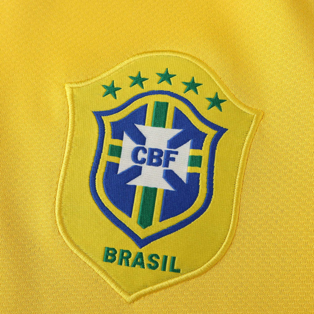 2006 season Brazil home retro Fan version