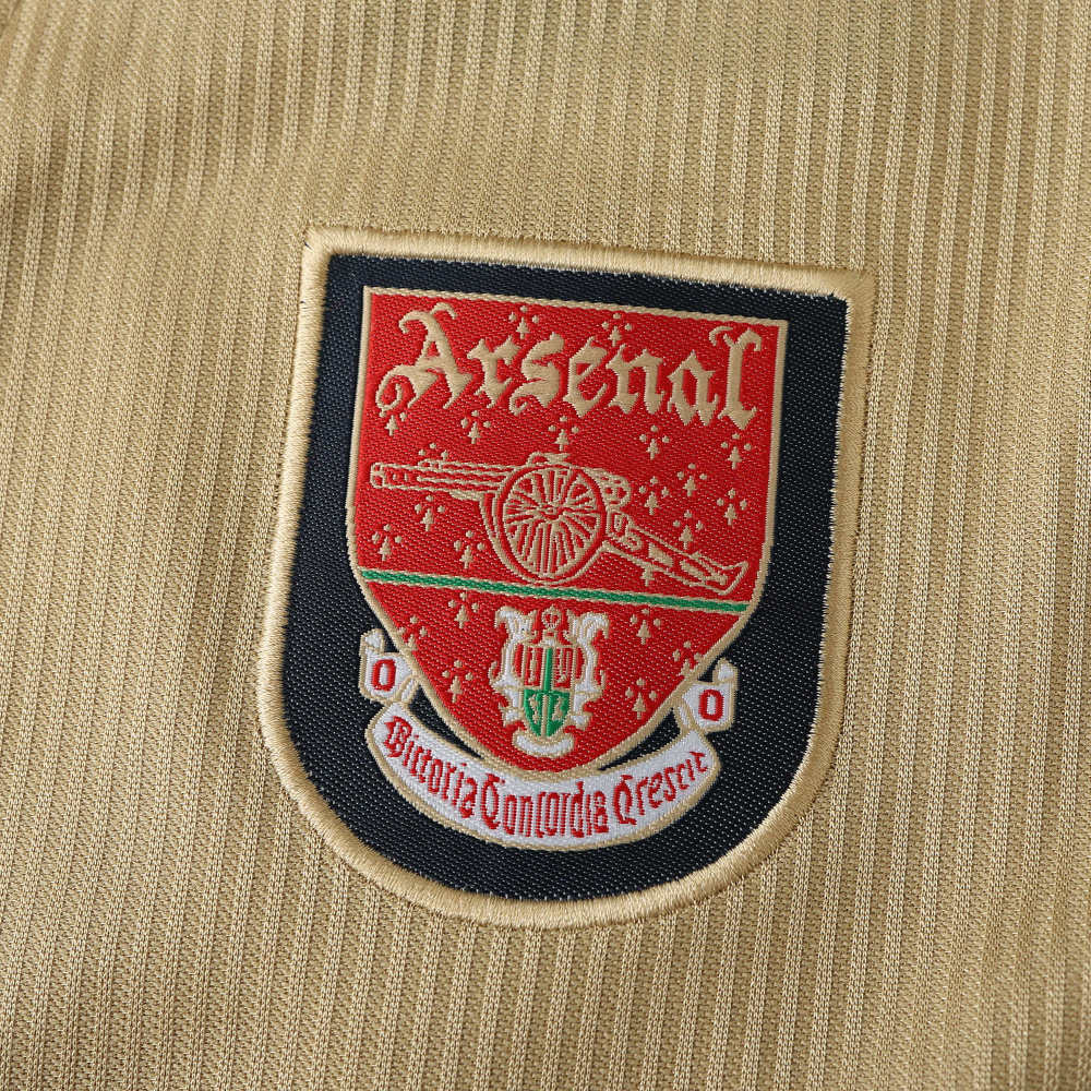0102 season Arsenal F.C. away retro Fan version