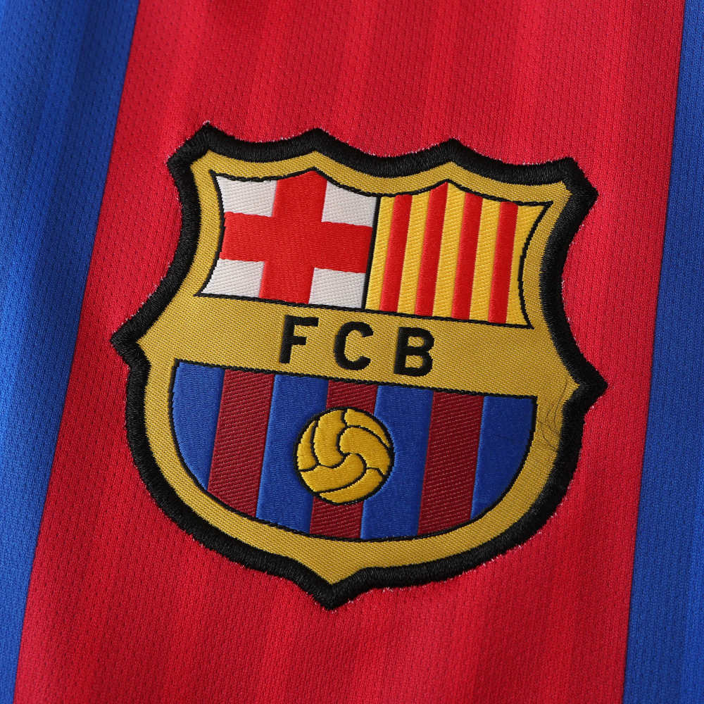 1617 season FC Barcelona / Barça home retro Fan version